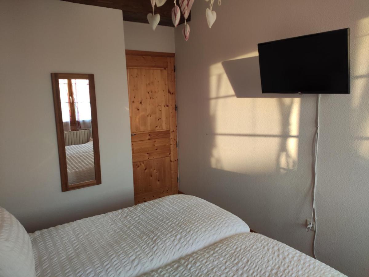 La Source Du Pre Masset Apartment Metabief Exterior photo